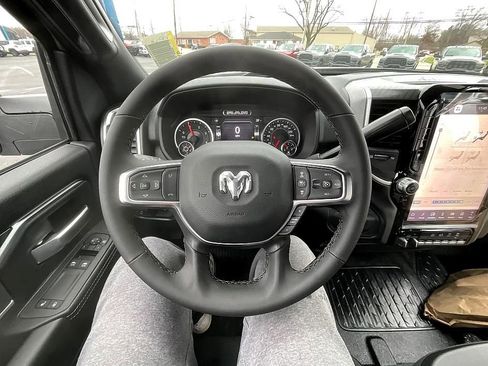 New 2026 RAM 5500 4x4 Regular Cab image 21