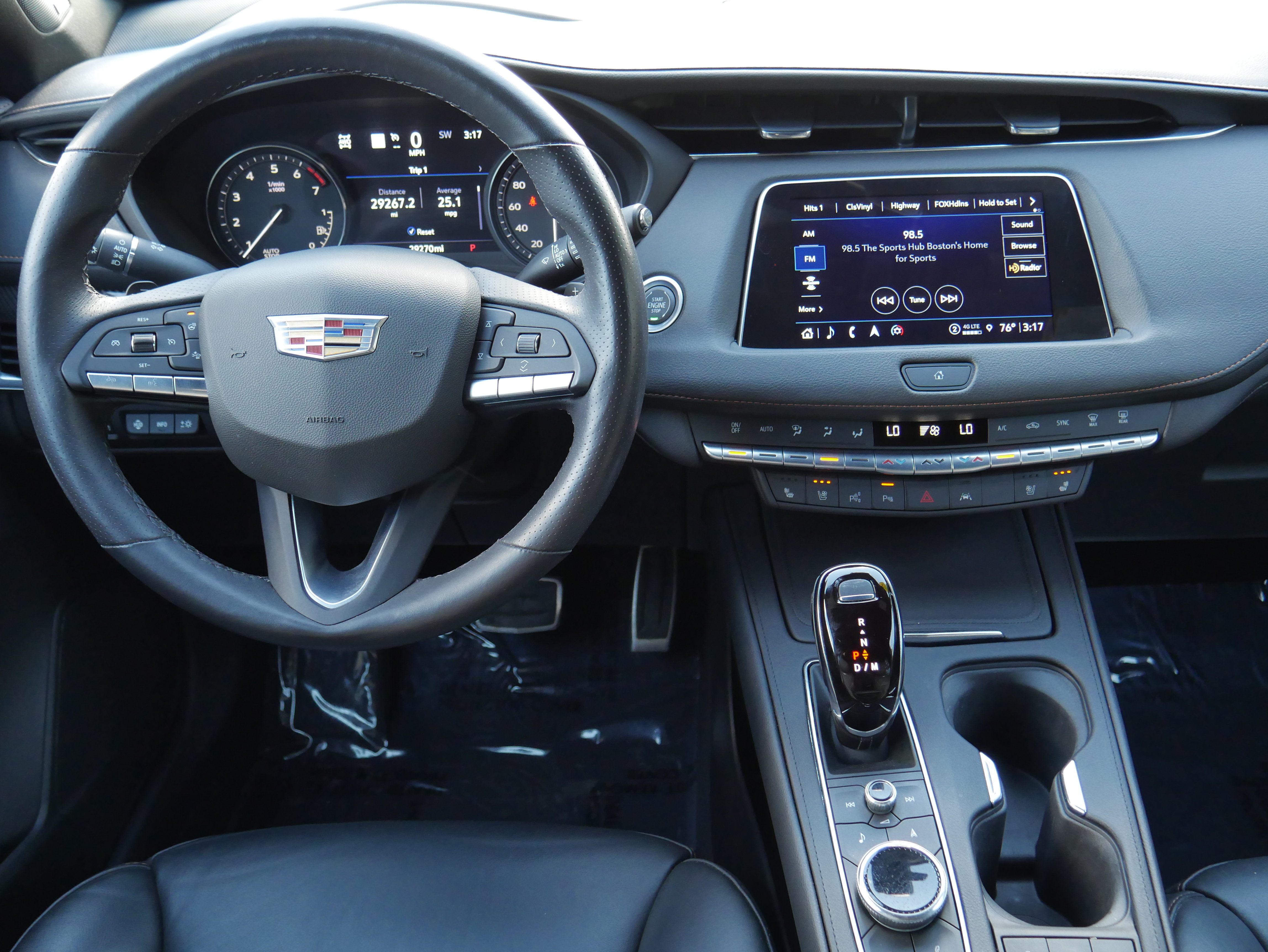 Used 2023 Cadillac XT4 Sport AWD/4WD image 17