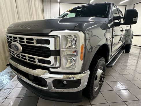 Used 2023 Ford F350 XLT image 15