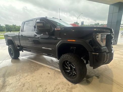 Used 2025 GMC Sierra 2500 AT4 w/ AT4 Premium Plus Package AWD/4WD image 1