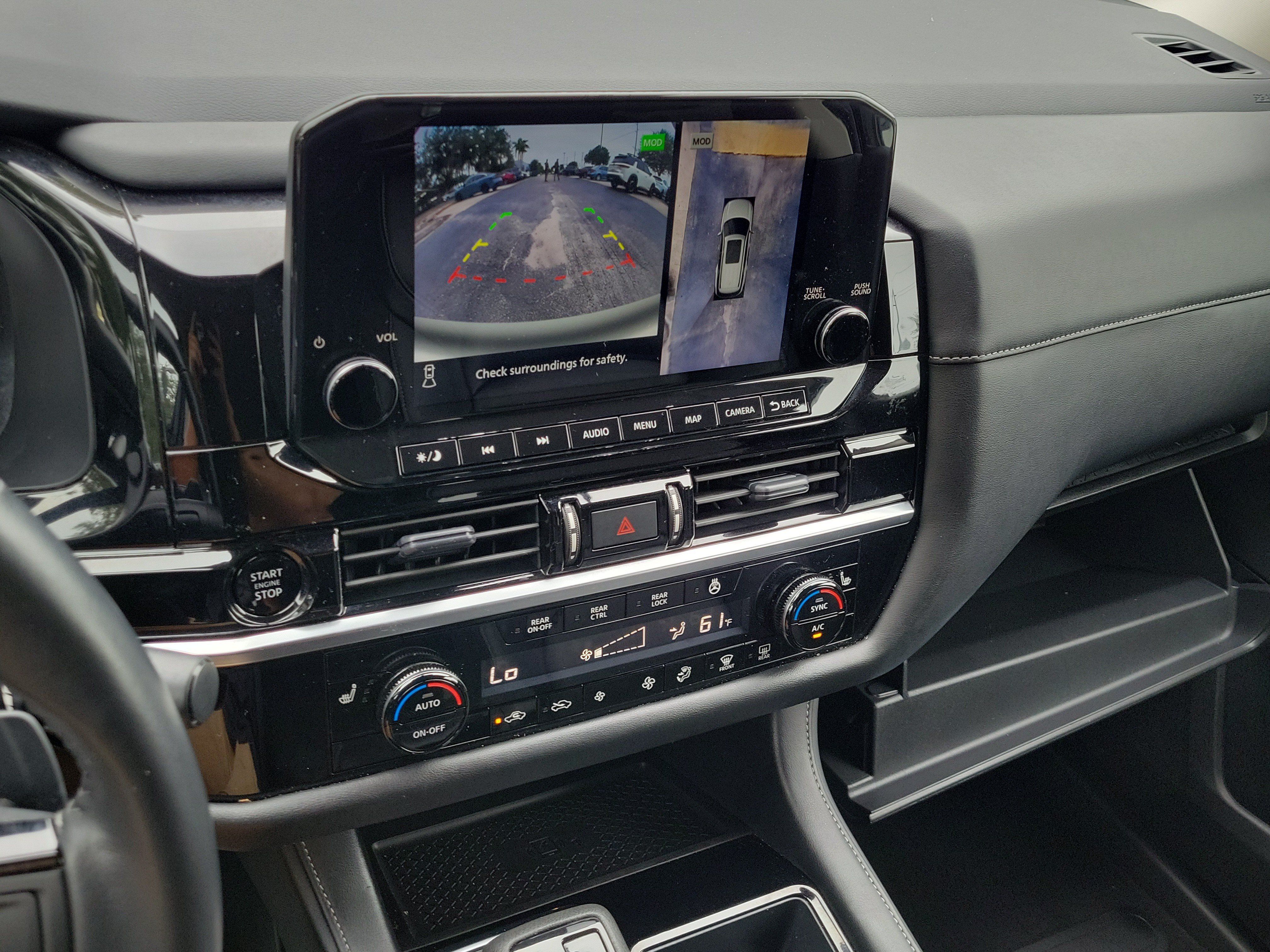 Certified 2025 Nissan Pathfinder SL FWD image 27