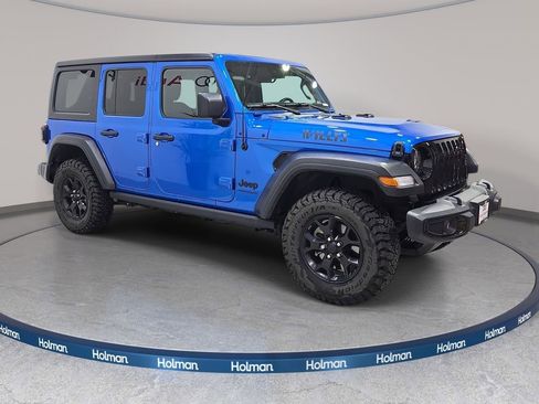 Used 2022 Jeep Wrangler Unlimited Sport AWD/4WD image 5