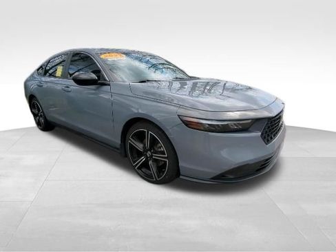 Used 2023 Honda Accord Sport image 10