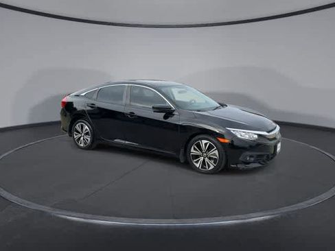 Used 2016 Honda Civic EX-T image 2