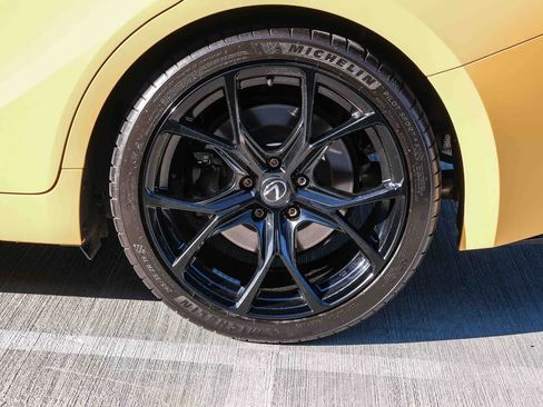 Used 2025 Lexus IS 500 RWD image 9