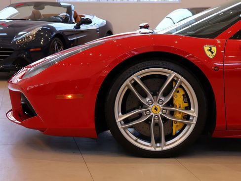 Certified 2017 Ferrari 488 Spider RWD image 61