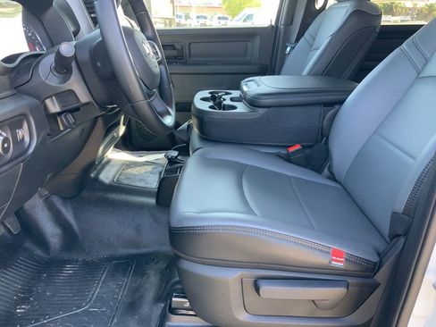 New 2026 RAM 3500 Tradesman w/ Chrome Appearance Group image 18