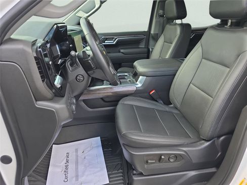 Used 2023 Chevrolet Silverado 1500 LTZ image 11