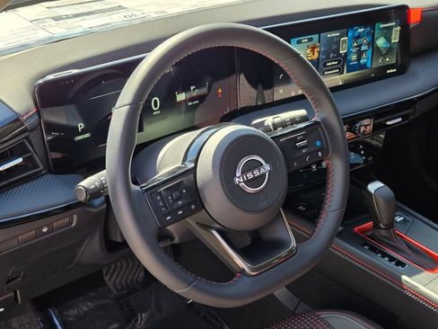 New 2026 Nissan Kicks SR AWD/4WD image 10