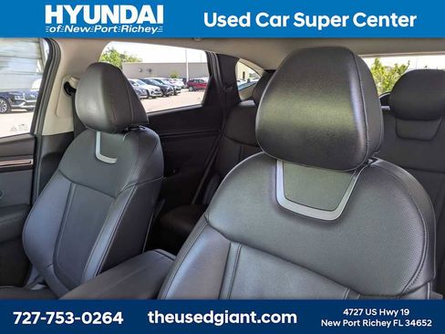 Used 2022 Hyundai Tucson SEL w/ Convenience + Premium Package image 7