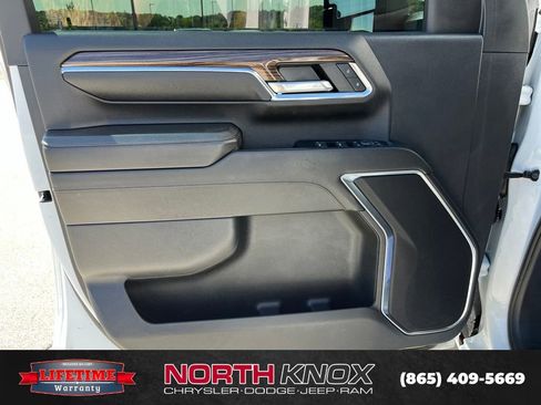 Used 2024 Chevrolet Silverado 2500 LT w/ All Star Edition AWD/4WD image 6