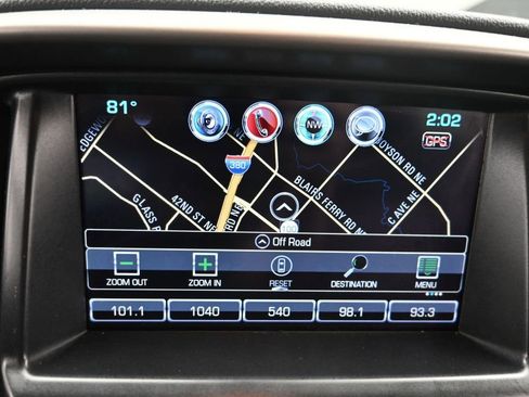 Used 2017 Chevrolet Colorado Z71 AWD/4WD image 19
