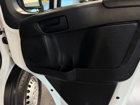 Used 2024 RAM ProMaster 2500 w/ Convenience Group FWD image 26