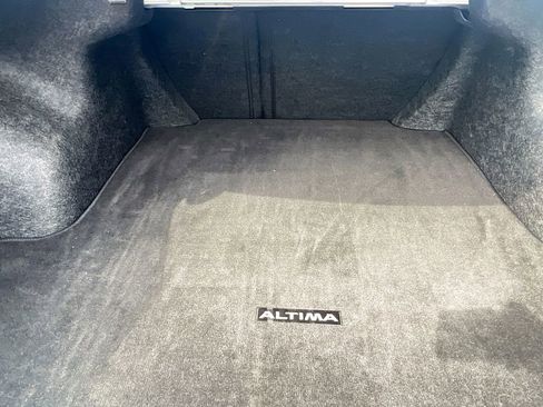 Used 2025 Nissan Altima 2.5 SV image 25