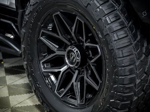 Used 2022 GMC Hummer EV Edition 1 w/ LPO, Illumination Package image 3