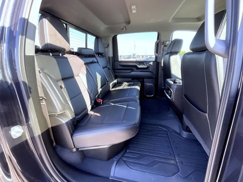 Used 2024 GMC Sierra 3500 Denali w/ Technology Package image 18