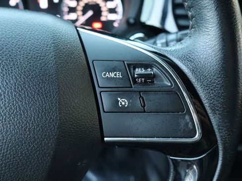 Used 2019 Mitsubishi Outlander SE image 18