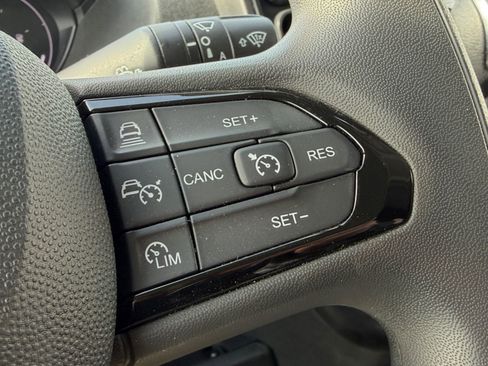 Used 2025 RAM ProMaster 2500 w/ Premium Convenience Group image 26