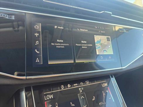 Used 2023 Audi Q7 2.0T Premium w/ Convenience Package AWD/4WD image 29