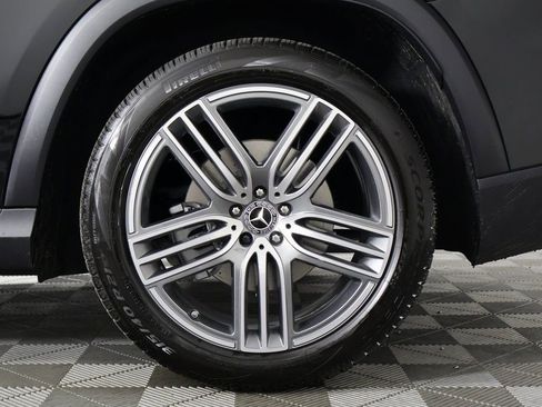 New 2026 Mercedes-Benz GLS 450 4MATIC image 11
