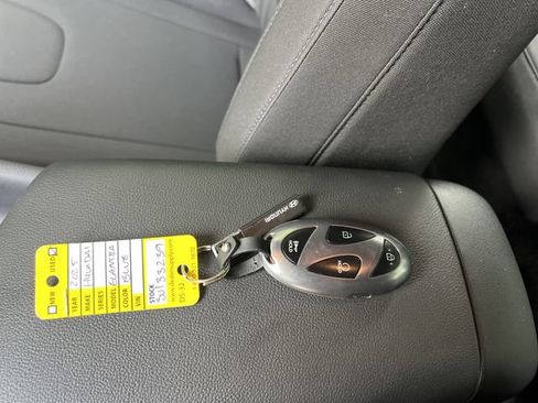 Used 2025 Hyundai Elantra SEL FWD image 30