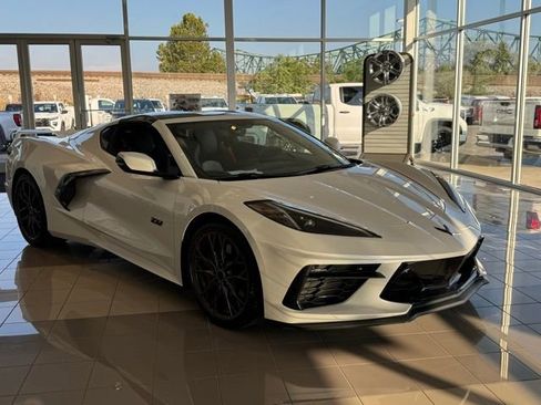 Used 2023 Chevrolet Corvette Stingray Premium Cpe w/ Z51 Performance Package image 7