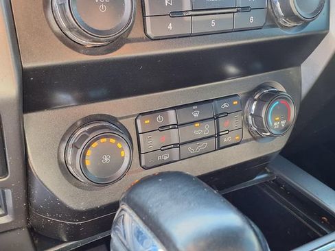 Used 2020 Ford F150 XLT w/ Equipment Group 302A Luxury AWD/4WD image 10