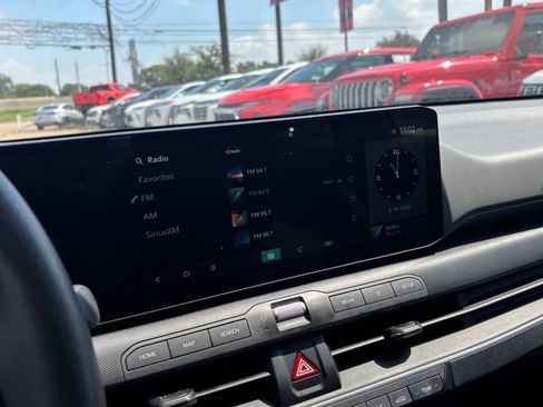 Used 2025 Kia K4 FWD image 20