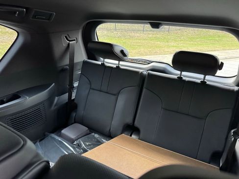 New 2026 Lexus LX 700h Overtrail w/ Accessory Package (Z1) image 25