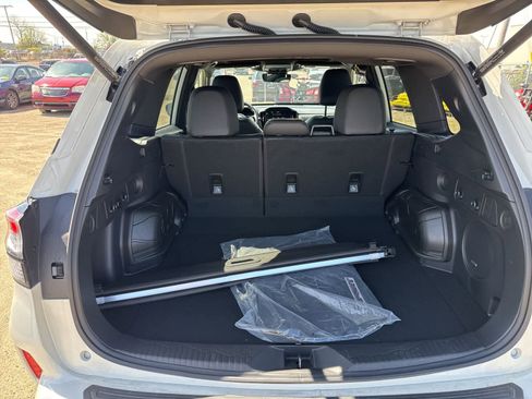 Used 2025 Subaru Forester Sport AWD/4WD image 14