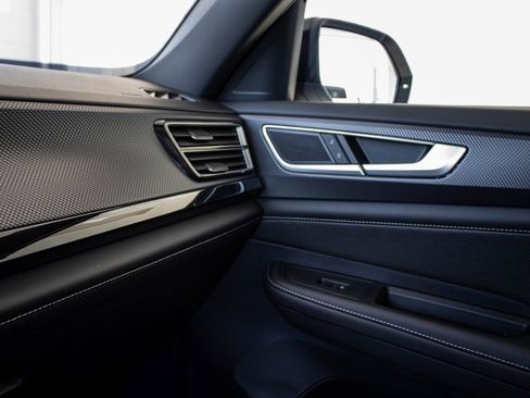 New 2025 Volkswagen Atlas Cross Sport SEL R-Line image 47