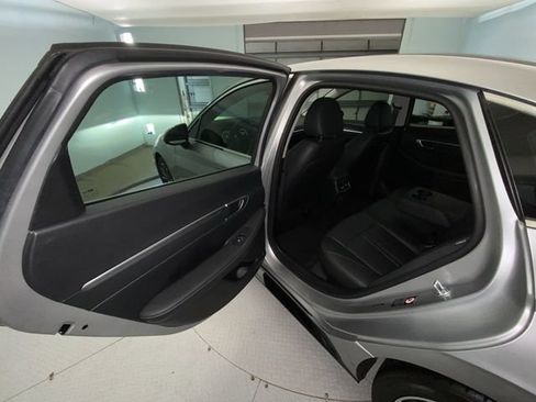Used 2020 Hyundai Sonata Limited FWD image 23