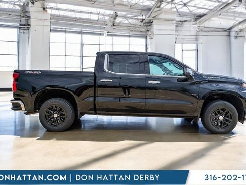 Used 2020 Chevrolet Silverado 1500 LTZ image 33