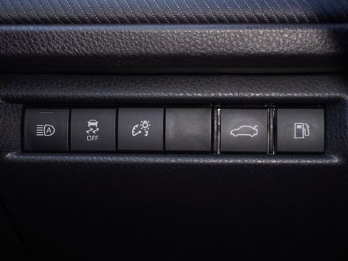 Certified 2025 Toyota Camry SE FWD image 14