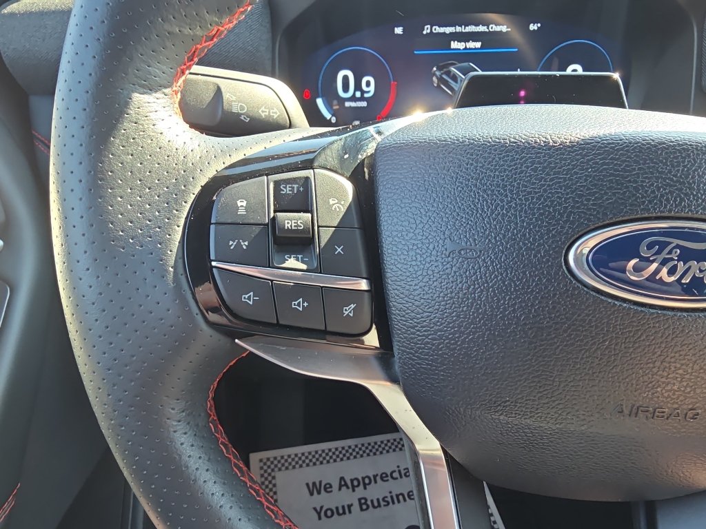Certified 2025 Ford Explorer ST-Line w/ ST-Line Street Pack AWD/4WD image 17