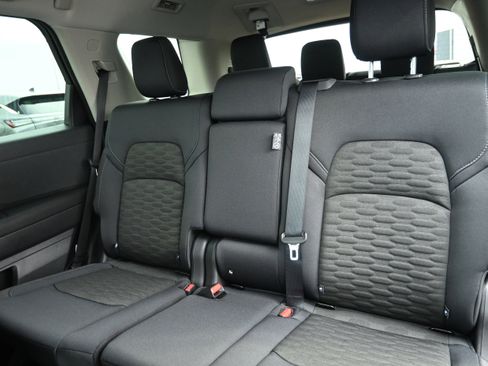 New 2026 Nissan Pathfinder SV image 26