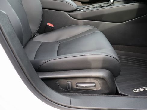 Certified 2025 Honda Accord Touring image 10