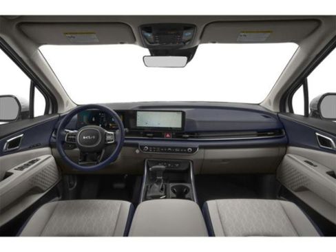 New 2026 Kia Carnival EX image 5