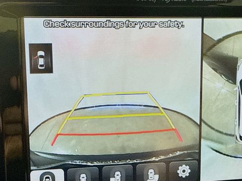 Used 2021 Hyundai Tucson Limited w/ Cargo Package image 15