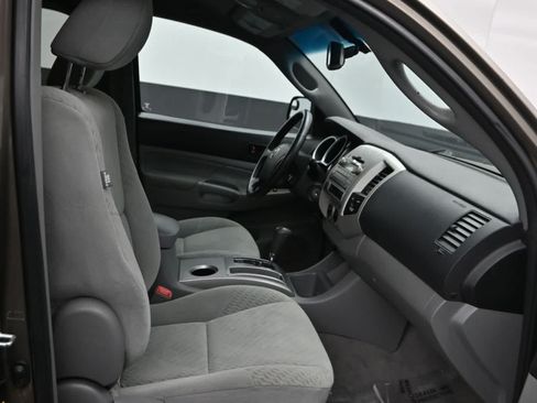 Used 2011 Toyota Tacoma 2WD Access Cab w/ SR5 Pkg #2 image 11