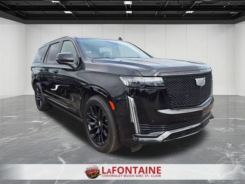 Used 2023 Cadillac Escalade Sport Platinum w/ LPO, ONYX Package AWD/4WD image 7