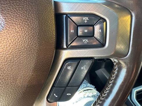 Used 2018 Ford F350 Limited image 30