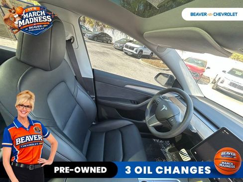 Used 2024 Tesla Model Y Performance image 25