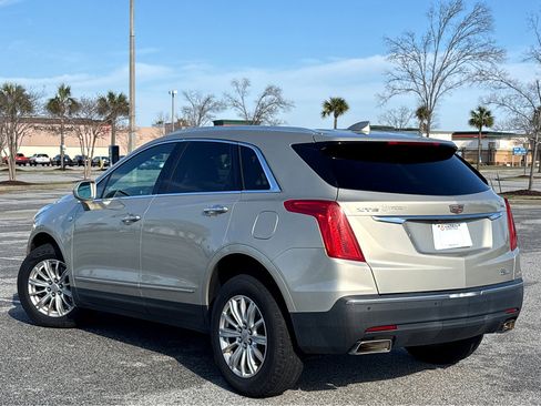 Used 2017 Cadillac XT5 Base image 18