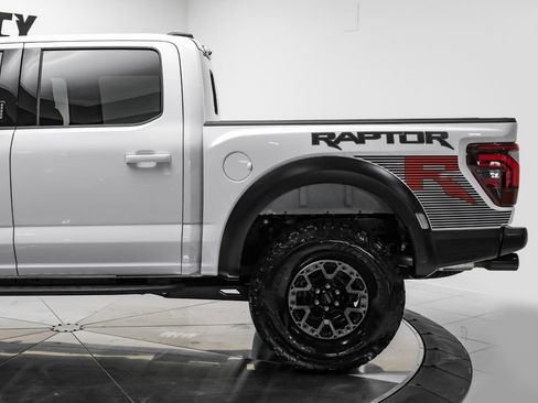 Used 2026 Ford F150 Raptor w/ Equipment Group 803A Raptor R AWD/4WD image 19