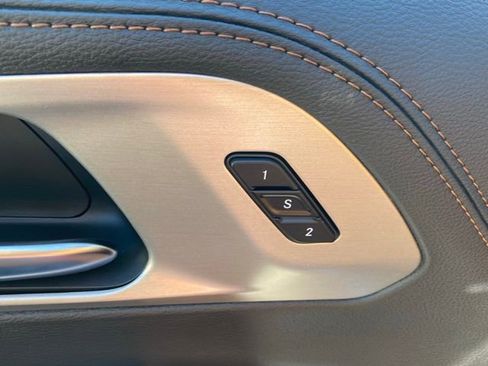 New 2026 Chrysler Pacifica Pinnacle image 14