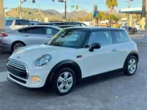 Used 2015 MINI Cooper 2-Door Hardtop FWD image 6