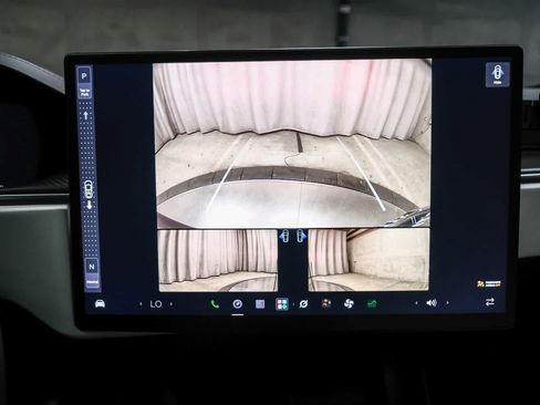 Used 2024 Tesla Model X Plaid AWD/4WD image 29