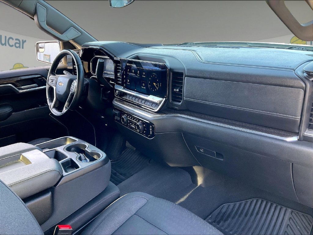 Used 2025 Chevrolet Silverado 1500 LT AWD/4WD image 13