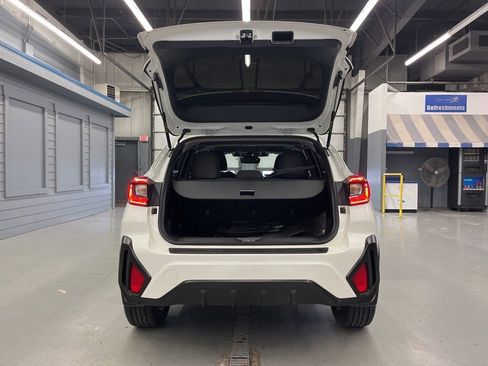 Certified 2024 Subaru Crosstrek 2.0i Premium image 9